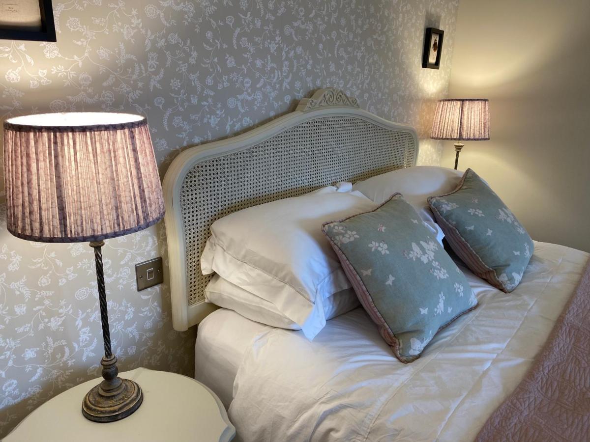 Cwmbach Lodge Luxury B&B Glasbury Buitenkant foto